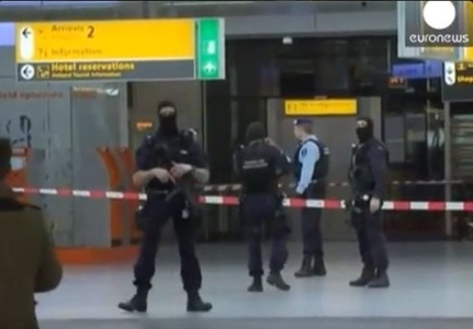 Autorităţile olandeze l-au eliberat pe bărbatul polonez care a provocat alerta de securitate de la aeroportul Schiphol