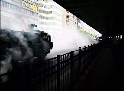 Turcia: Autorităţile au folosit tunuri de apă şi gaze lacrimogene pentru a dispersa un grup de protestatari din Istanbul