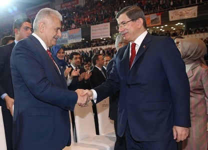Viitorul premier turc îndeamnă la introducerea unui regim prezidenţial 