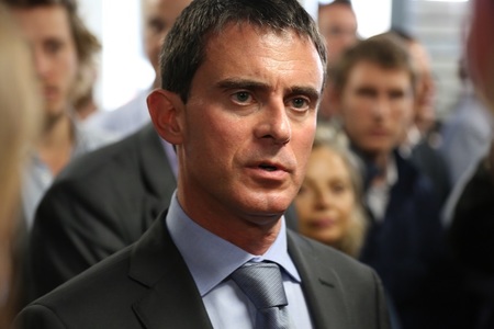 Valls angajează a treia oară răspunderea Guvernului în vederea adoptării în ultima lectură a contestatei Legi a muncii