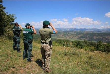 Frontex va desfăşura un număr de 100 de ofiţeri pe teritoriul bulgar pentru gestionarea fluxului de migranţi