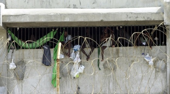 Haiti: 174 de prizonieri au evadat dintr-o închisoare de maximă securitate, după ce au ucis un gardian
