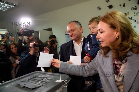 Alegeri prezidenţiale în Republica Moldova: Igor Dodon a obţinut 55% din voturi, potrivit primelor rezultate parţiale
