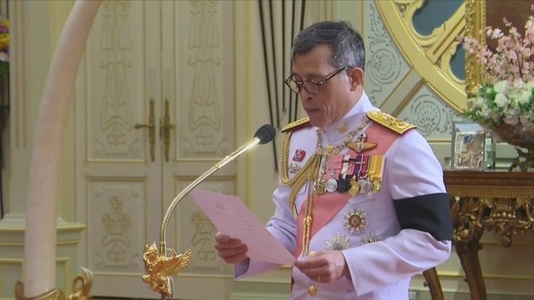 Prinţul moştenitor Maha Vajiralongkorn, proclamat regele Rama al X-lea al Thailandei