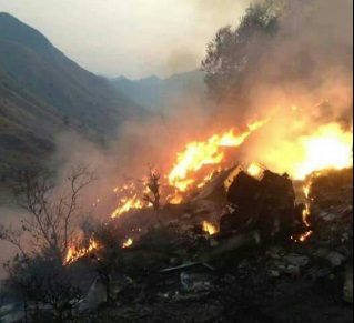 Autorităţile pakistaneze au anunţat că nu există niciun supravieţuitor în urma prăbuşirii unui avion în provincia Khyber-Pakhtunkhwa