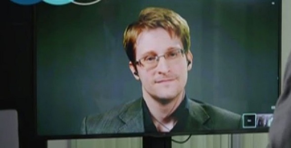 Snowden are în continuare contacte cu spionajul rus, arată un raport declasificat al Camerei Reprezentanţilor