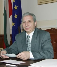 Bulgaria: Fostul preşedinte al legislativului ar urma să devină premier interimar (presă)
