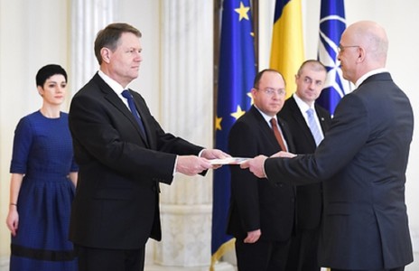 Germania pledează pentru „continuarea fermă a parcursului de întărire a statului de drept şi a luptei anticorupţie în România”, spune Ambasadorul Berlinului la Bucureşti