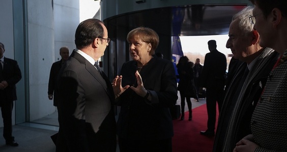 Administraţia Trump, o ”provocare” pentru UE, apreciază Hollande la Berlin