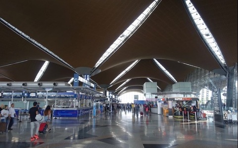 Autorităţile malaeziene au început curăţarea unor posibile substanţe toxice rămase în aeroportul din Kuala Lumpur