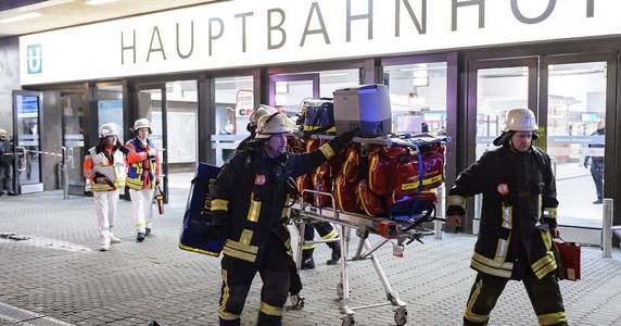 Bărbat de 80 de ani, atacat cu maceta la Düsseldorf, la doar câteva ore după atacul cu toporul în gară