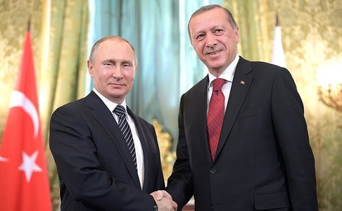 Putin salută relaţiile ruso-turce într-o întâlnire la Kremlin cu Erdogan pe tema situaţiei din Siria