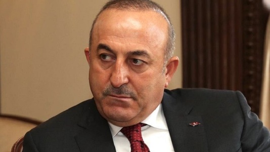 Ministrul turc de Externe va merge la Rotterdam, deşi primarul i-a interzis să ia cuvântul la un miting electoral