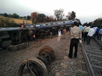 Cel puţin 25 de răniţi într-un accident de tren produs în nordul Indiei