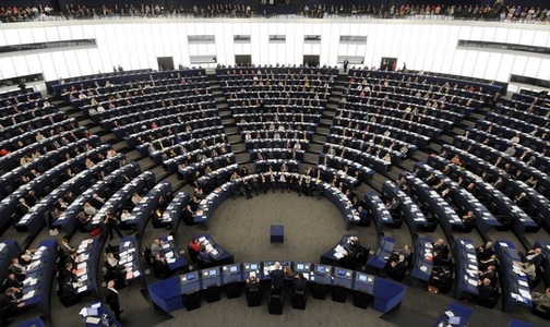 Parlamentul European a aprobat ridicare vizelor pentru cetăţenii ucraineni, care intră pentru perioade scurte în UE