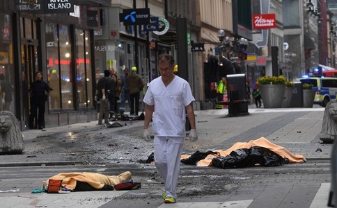 Un britanic, un belgian şi doi suedezi, ucişi în atentatul de la Stockholm, anunţă poliţia