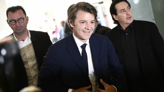 Senatorul LR Baroin se declară pregătit să fie premier în coabitare cu Macron