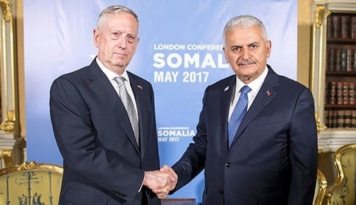 Şeful Pentagonului dă asigurări că Statele Unite îşi respectă angajamentul cu privire la securitatea Turciei