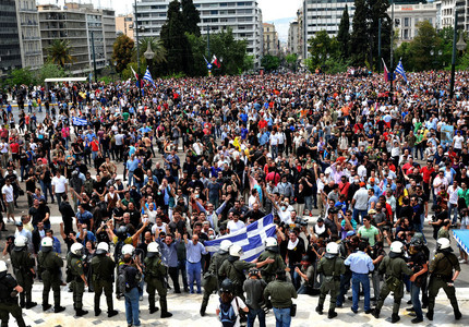 Grecia paralizată de o grevă naţională, după ce creditorii internaţionali au cerut noi măsuri de austeritate dincolo de 2018