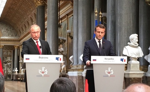 Folosirea armamentului chimic în Siria va declanşa ”o ripostă imediată” a Franţei, avertizează Macron 
