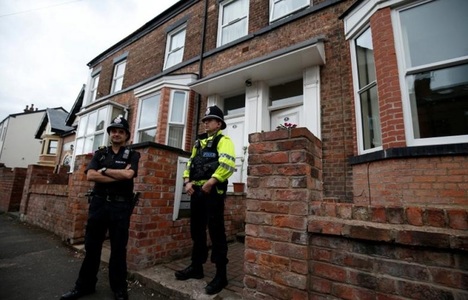 Alţi trei bărbaţi eliberaţi fără acuzaţii de Poliţia din Manchester în urma atentatului sinucigaş