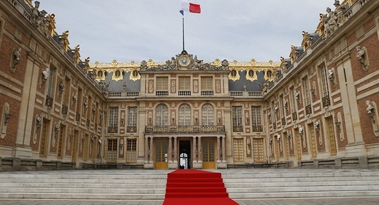 Macron stabileşte în Congres, la Versailles, cursul mandatului său de cinci ani