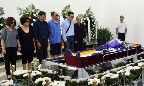 Laureatul Nobelului Liu Xiaobo, incinerat în urma unei ceremonii private