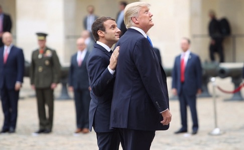 Trump ”va încerca să găsească o soluţie în lunile următoare” în vederea unei reveniri a SUA în Acordul de la Paris, anunţă Macron