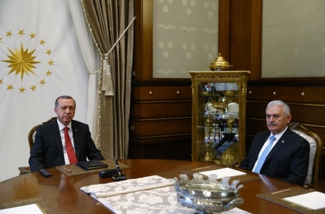 Turcia se pregăteşte de o remaniere guvernamentală, înainte de o întâlnire între preşedintele Erdogan şi premierul Binali - surse