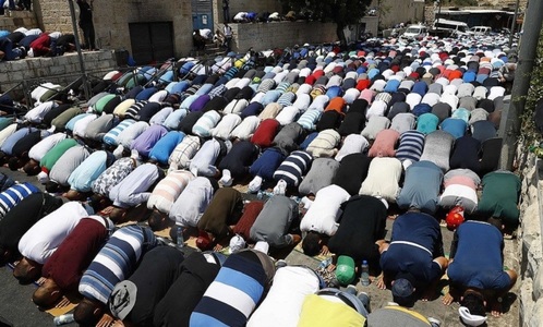 Tensiuni la Ierusalim, după ce Israelul interzice bărbaţilor de până în 50 de ani accesul pe Esplanada Moscheilor  