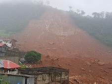 Bilanţul alunecărilor de teren din Sierra Leone a ajuns la 312 morţi