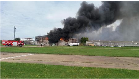 Un hangar de avioane de la aeroportul Southend, din Essex, a luat foc