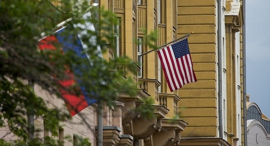 Washingtonul îşi suspendă temporar eliberarea de vize în Rusia