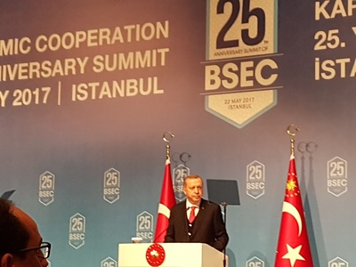 Erdogan consideră “scandaloasă” inculparea, în Statele Unite, a mai multor agenţi din serviciul său de securitate