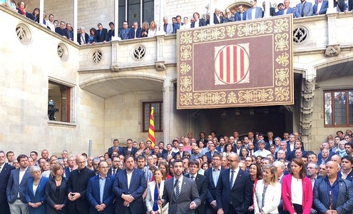 Peste 700 de primari catalani sfidează statul spaniol manifestându-şi hotărârea să organizeze referendumul pe tema autodeterminării