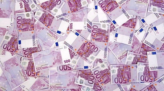 Poliţia de la Geneva anchetează un caz misterios de înfundare a unor toalete cu bancnote de 500 de euro