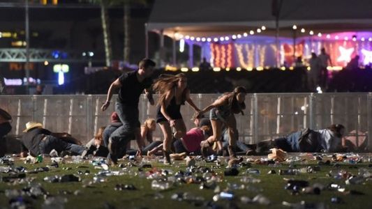 Prietena atacatorului din Las Vegas spune că nimic din atitudinea acestuia nu prevestea că ceva îngrozitor urma să se întâmple 