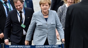 Merkel cere ca UE să taie ajutoarele acordate Turciei în vederea aderării, îngrijorată de o depreciere a democraţiei şi statului de drept