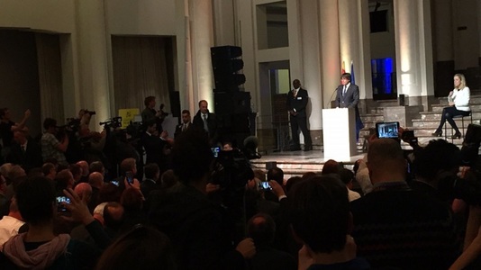 Puigdemont promite la Bruxelles, în faţa a 200 de primari catalani, o victorie împotriva ”represiunii” - VIDEO