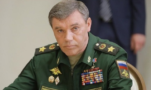 Rusia acuză SUA că formează foşti combatanţi ai Statului Islamic în Siria