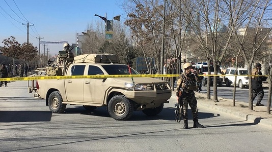Cel puţin 41 de morţi şi 84 de răniţi în atentatul de la Kabul, revendicat de Statul Islamic