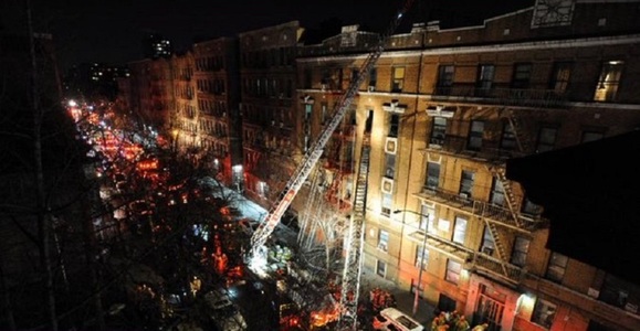 New York: 23 persoane rănite în incendiul din Bronx, între care şapte copii