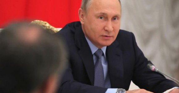 Putin consideră că fosta carieră de spion l-a ajutat să fie preşedinte