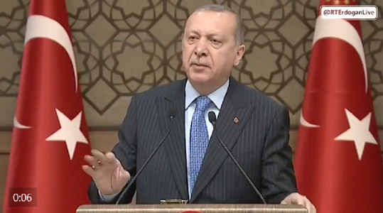Erdogan speră la o ”încercuire” totală a oraşului sirian Afrin miercuri seara şi nu la ”căderea” lui