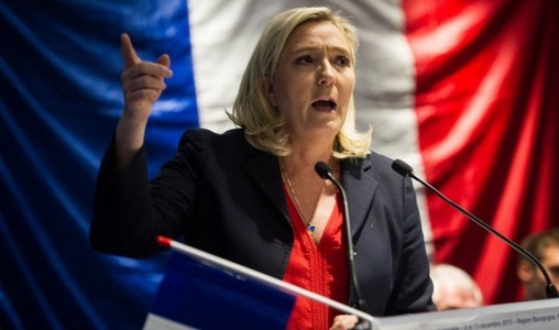 Macron nu a prezentat nici cea mai mică probă care să justifice atacurile din Siria, denunţă Marine Le Pen