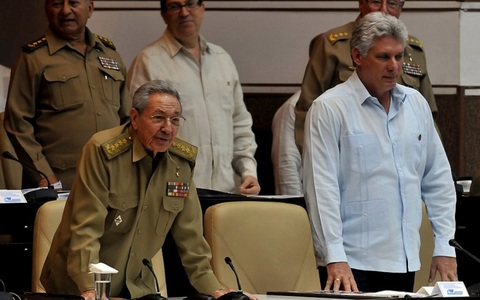 Sesiunea parlamentară dedicată alegerii succesorului lui Raul Castro, devansată miercuri