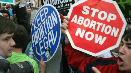 Cea mai restrictivă lege a avortului din SUA, adoptată în Iowa