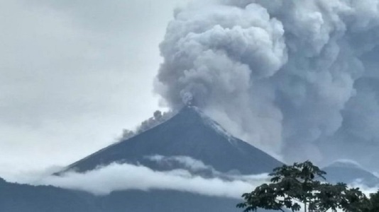 Guatemala: 25 de morţi şi alte sute de răniţi după erupţia vulcanului Fuego

