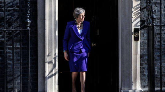 Theresa May pierde două nume grele din Guvern din cauza disensiunilor pe tema Brexitului