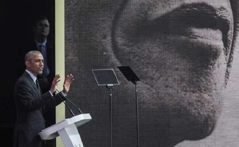 Obama denunţă politica lui Trump într-un discurs, la Johannesburg, cu ocazia marcării centenarului naşterii lui Mandela